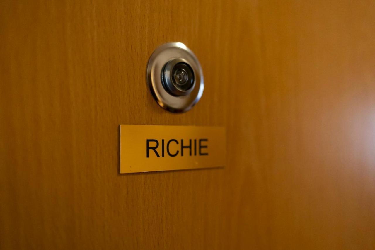 Richie Apartment Near Aquapark Praga Exterior foto
